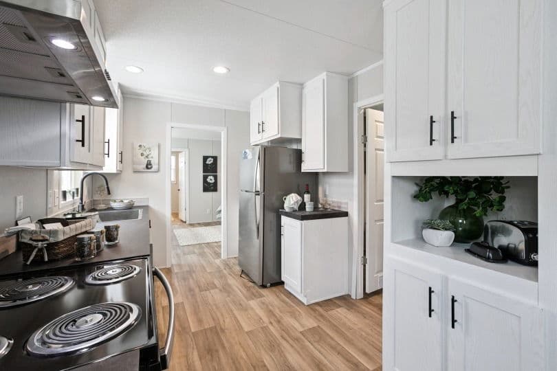 Valor 16763n kitchen home features