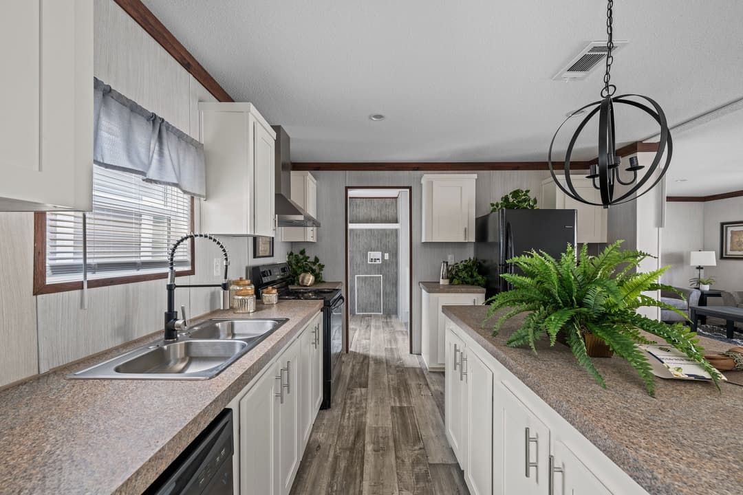 Nitro kitchen home features