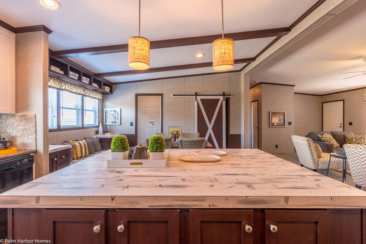 Arlington 30523a kitchen home features