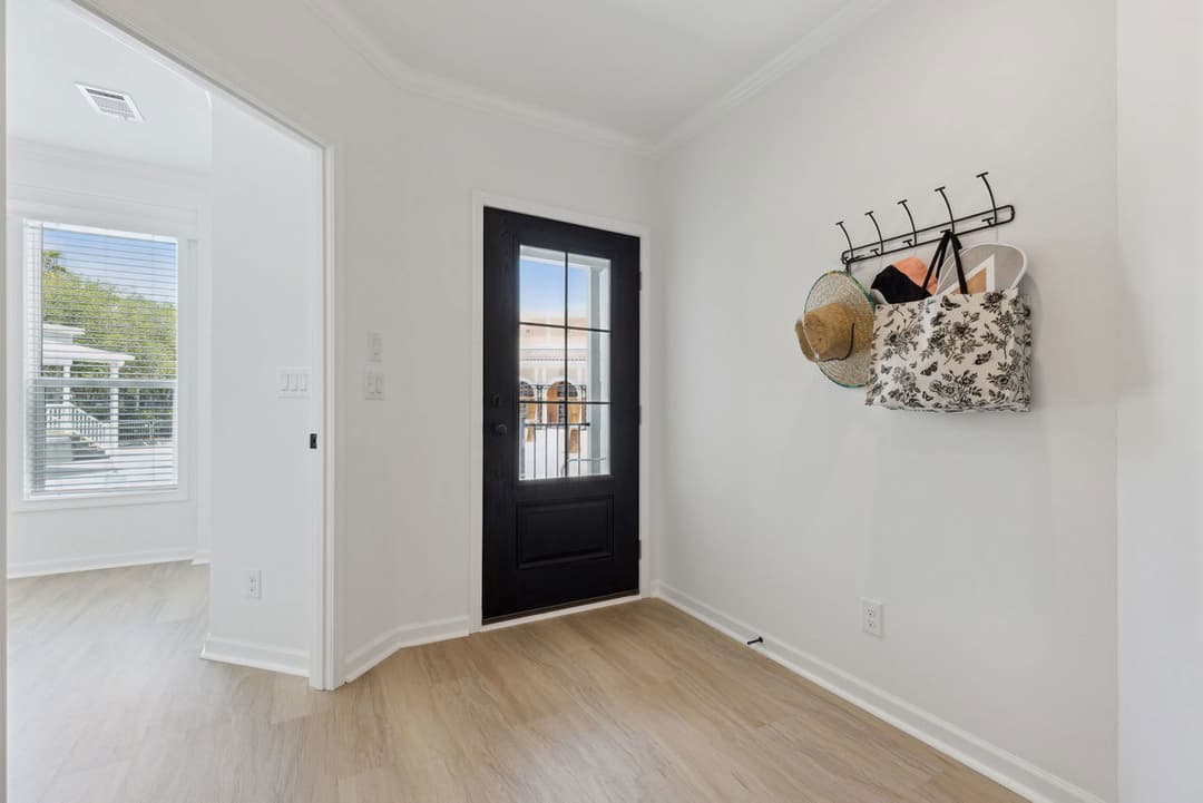 Silver springs 5044a bal harbour interior home features