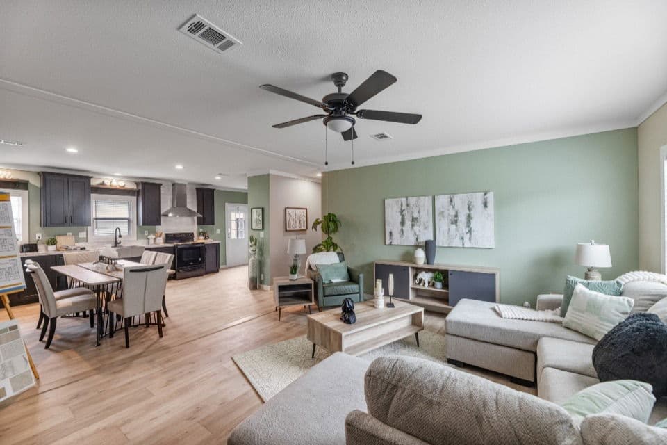 Heartland 30524h interior home features