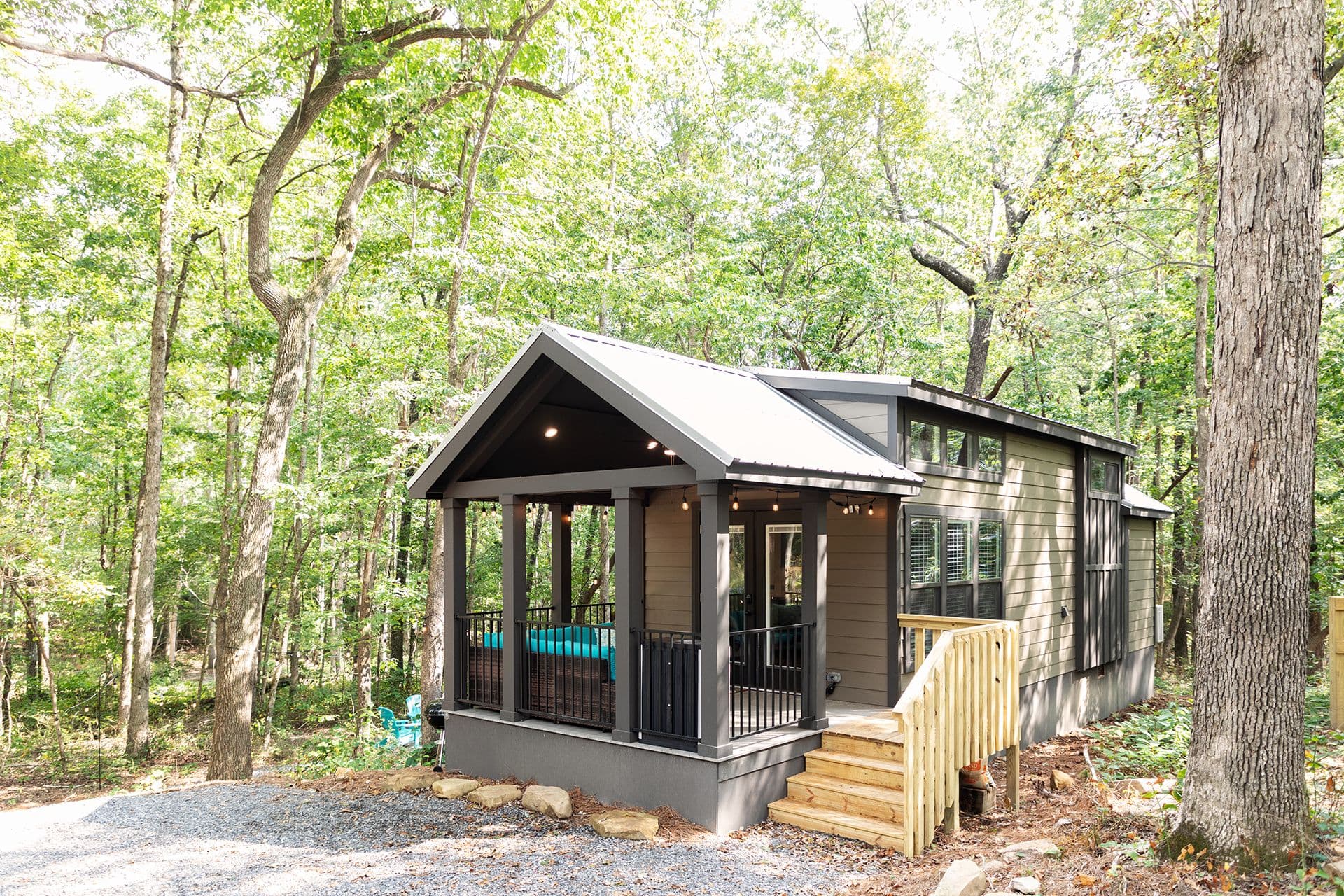Bankhead hero, elevation, and exterior home features