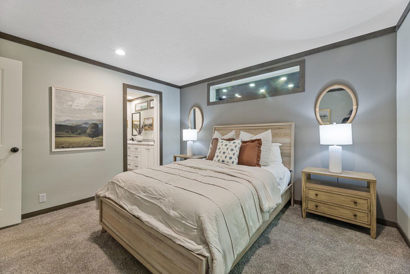 Hemos 28524b bedroom home features