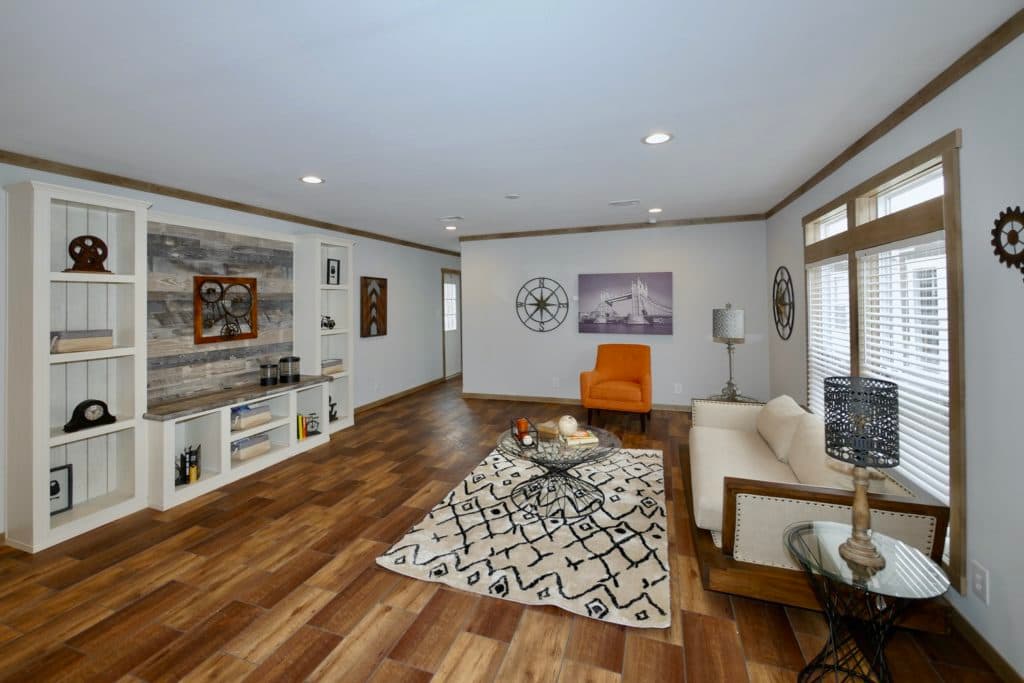 Isabel 9676 interior home features