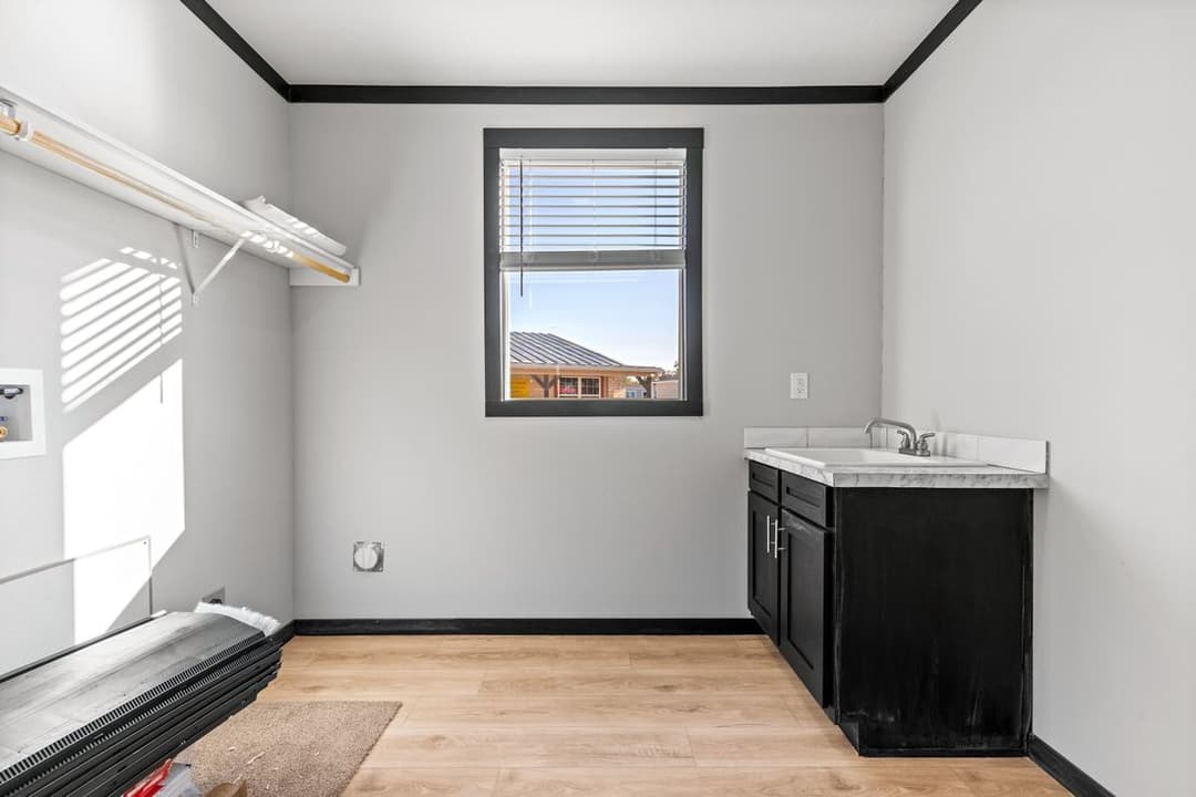 The sierra interior home features