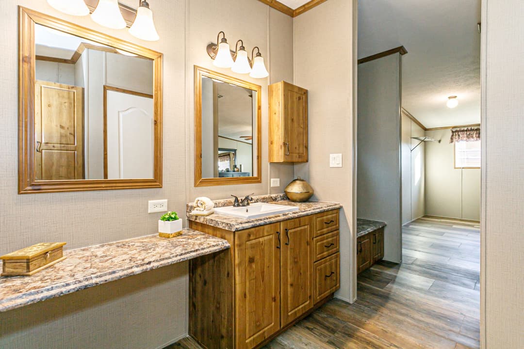 Doublewide h-3672-43a bathroom home features
