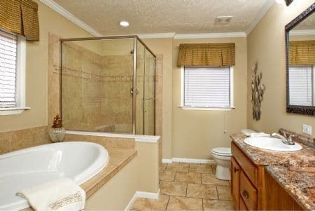 Mandevilla bathroom home features