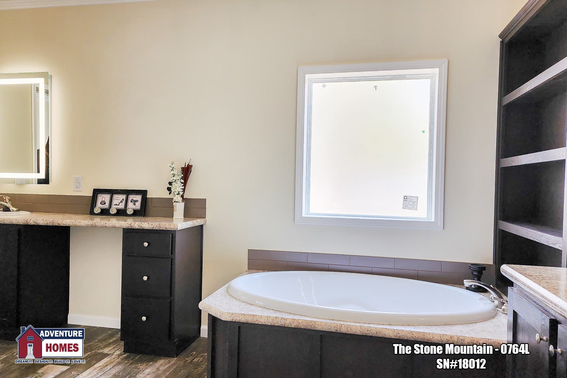 Stone mountain | 0764l bathroom home features