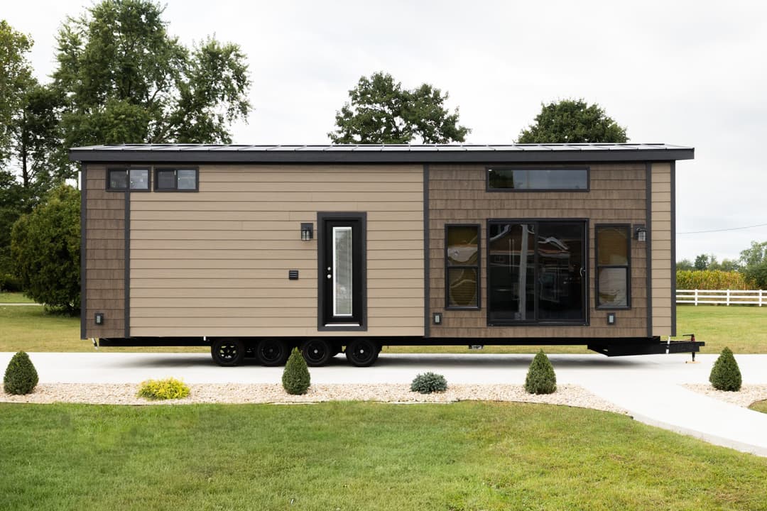 Eldorado 9001 elevation and exterior home features