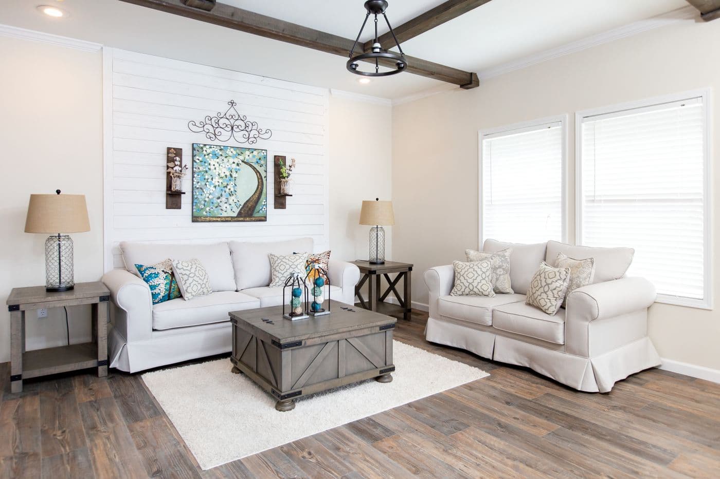 Southern charm 3br interior home features