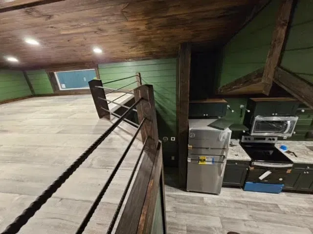 Meadowbrook| 4b 130 interior home features