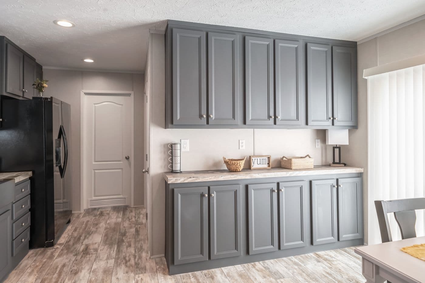 Anniversary choice kitchen home features