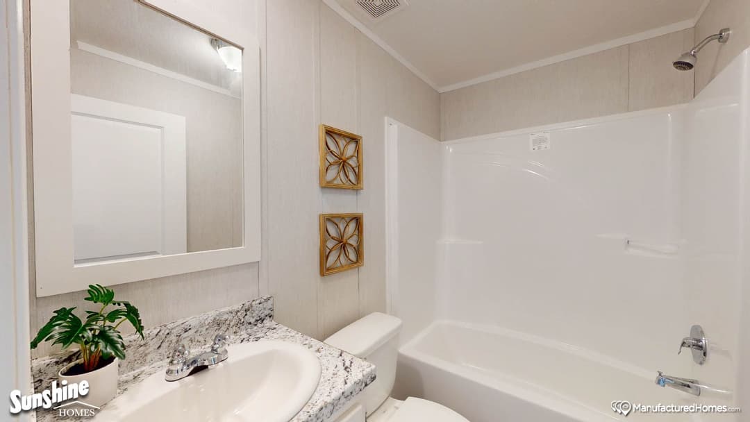 Arc1680-7003 bathroom home features