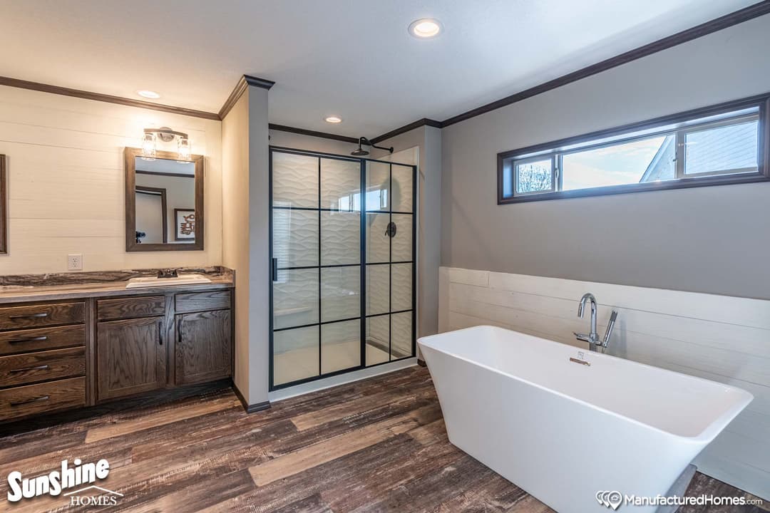 Pri2868-2027 bathroom home features