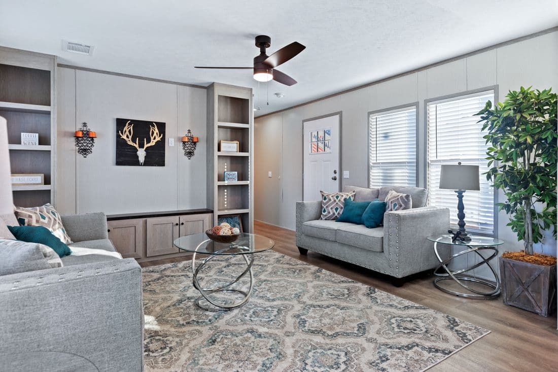 Resolution 16763j interior home features