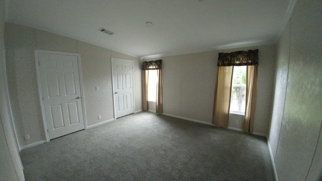 Brandon 2866 bedroom home features