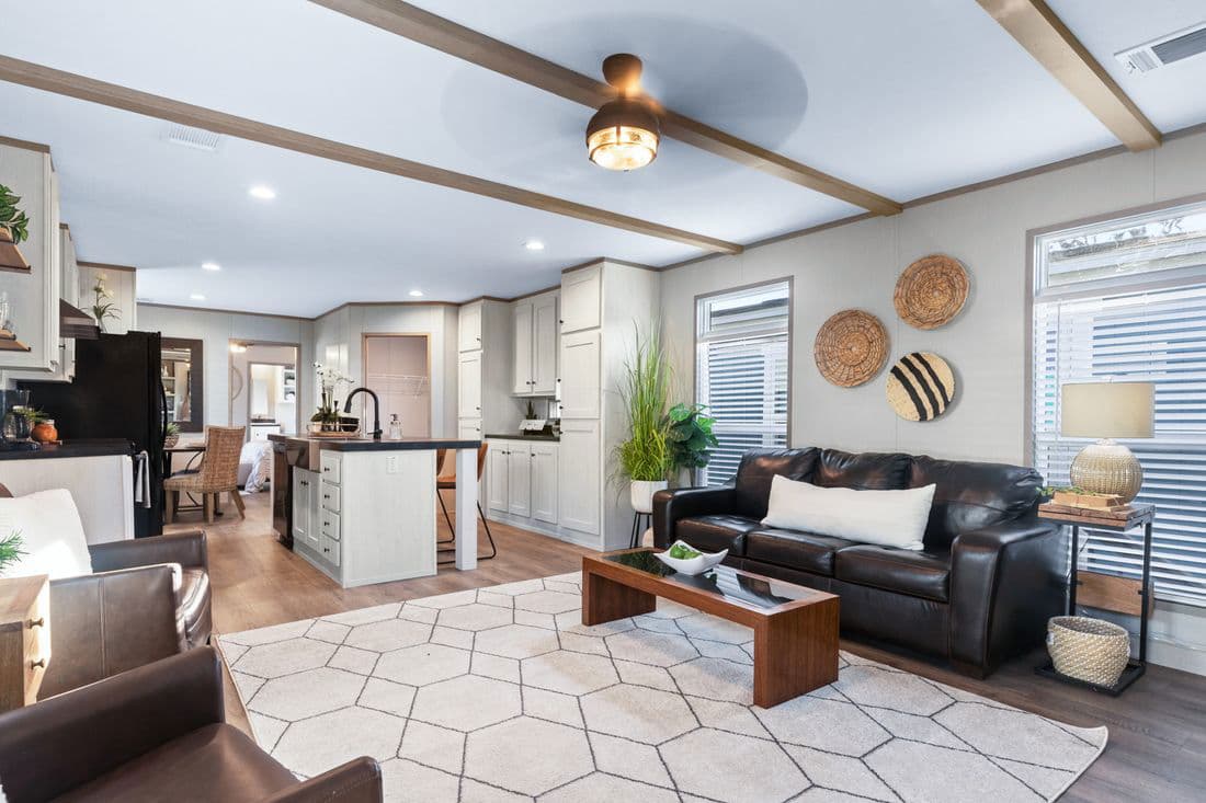 Anniversary 16763s interior home features