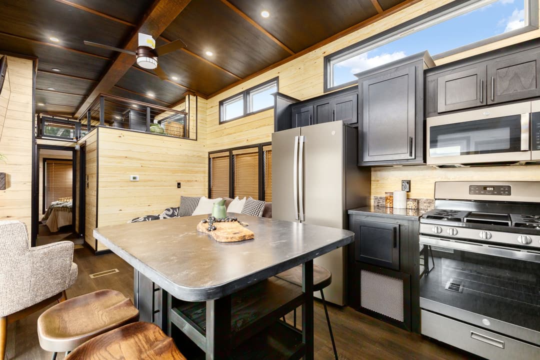 Eldorado 9001 kitchen home features