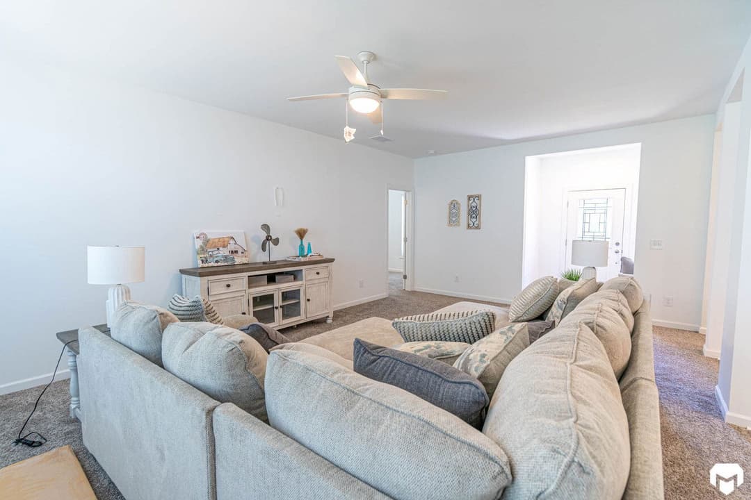 Elite 2.1 32683c interior home features