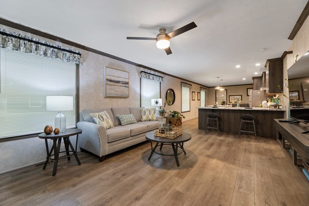 Fulton 24028 interior home features