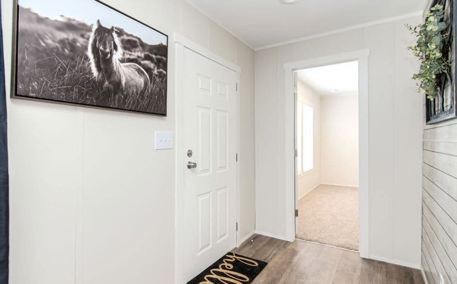 Bandera 3356 interior home features