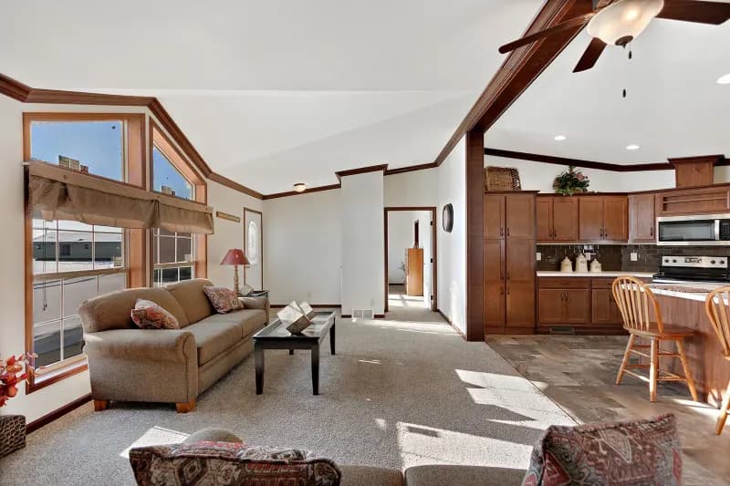 Lexington a243 interior home features