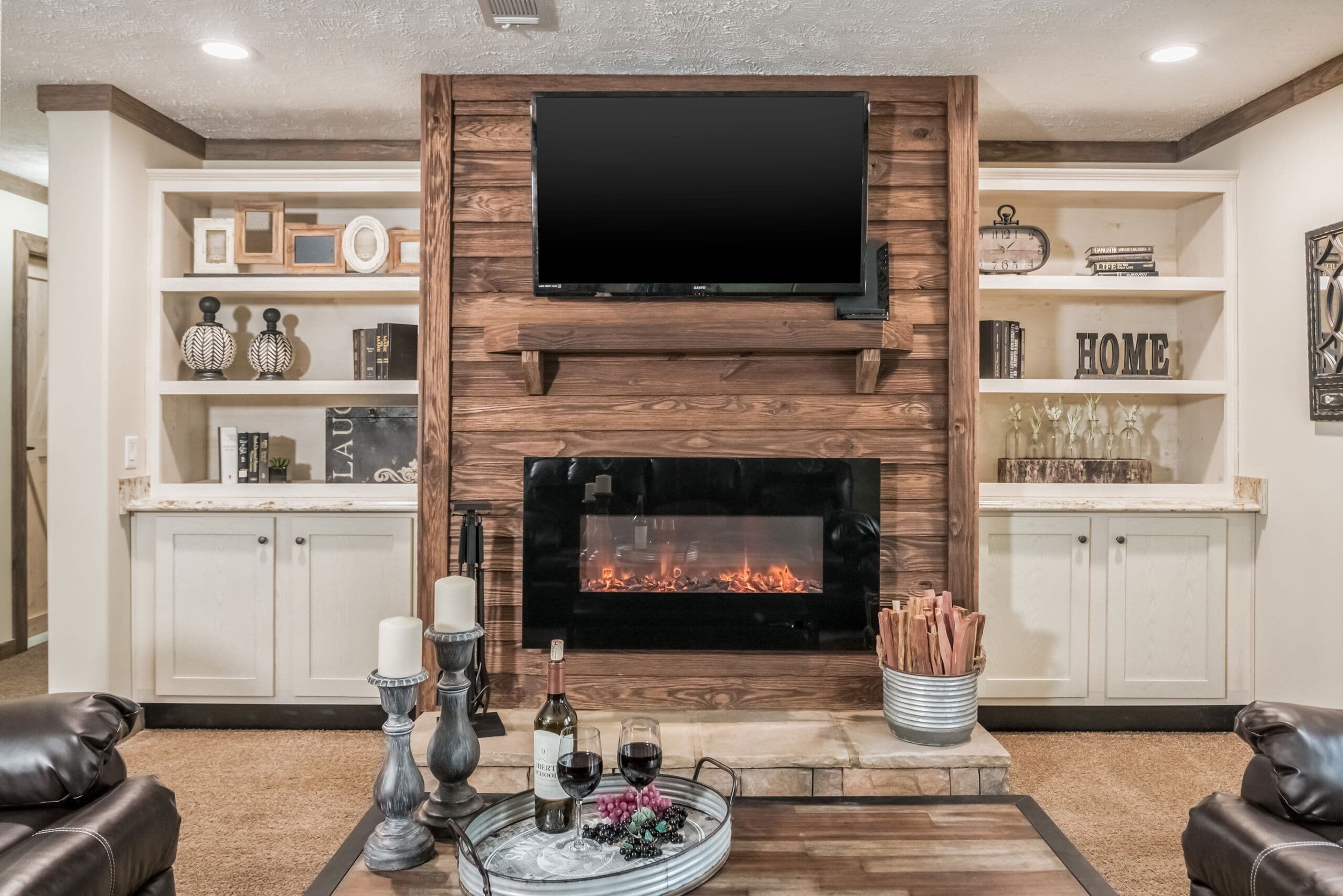 Kb-3242 interior home features