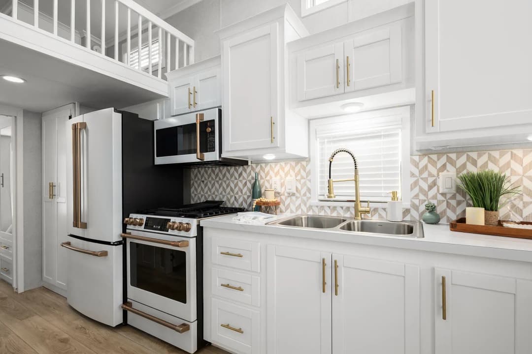 Island 6128 kitchen home features