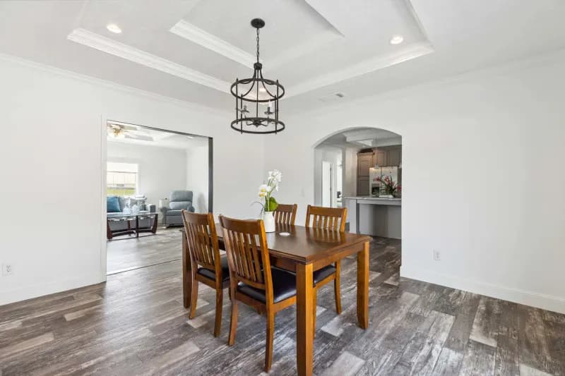 Freedom 3276517 interior home features