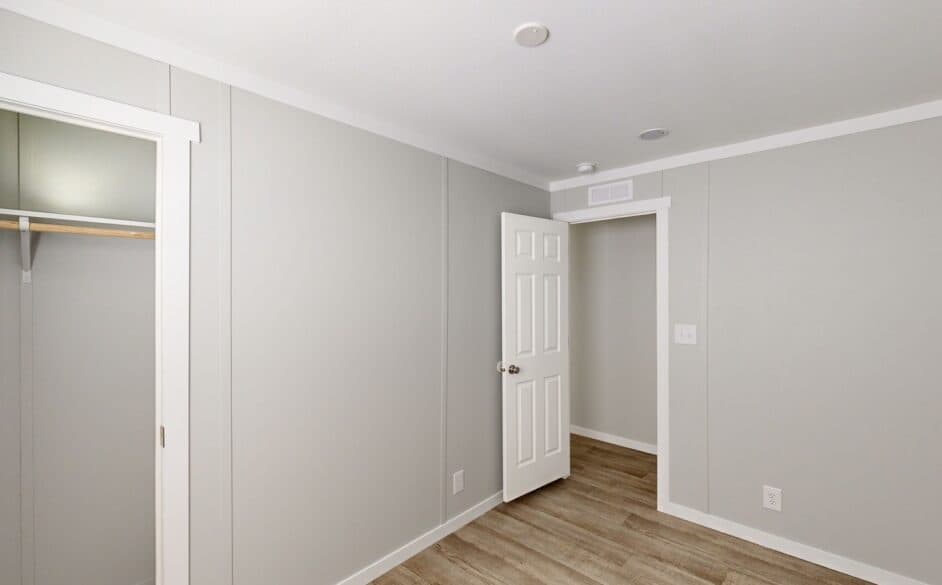 Sierra 266 bedroom home features