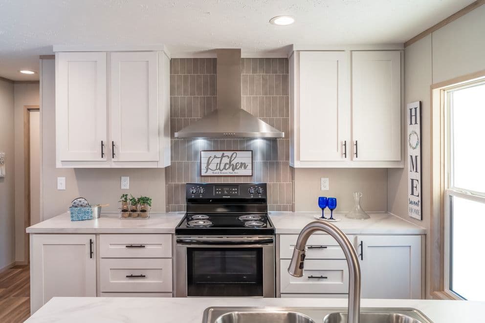 Magellan kitchen home features